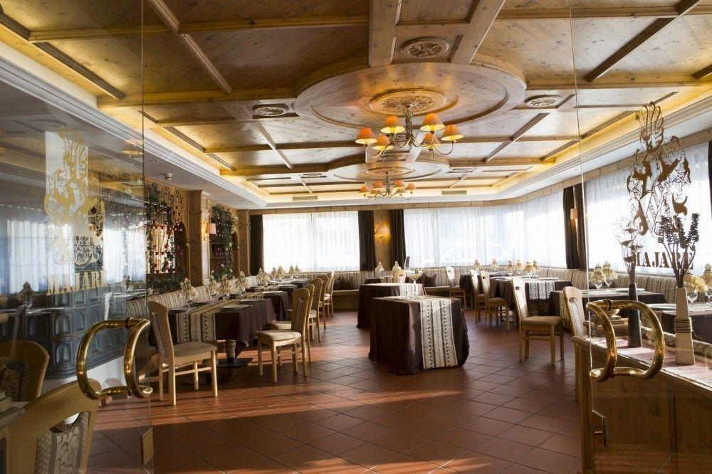 Sport Hotel Majare Pozza di Fassa Bagian luar foto