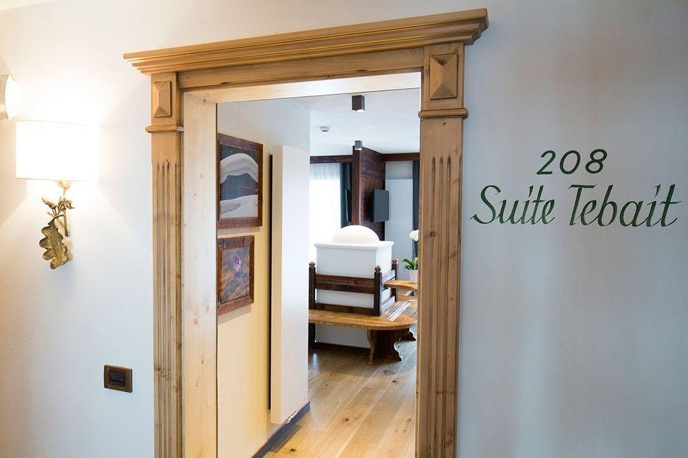 Sport Hotel Majare Pozza di Fassa Bagian luar foto